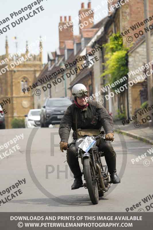 Vintage motorcycle club;eventdigitalimages;no limits trackdays;peter wileman photography;vintage motocycles;vmcc banbury run photographs